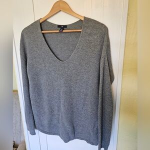 GAP Charcoal V-Neck Waffle Knit Women's Sweater Size M